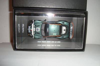 1:43 Aston Martin DBR9 n°69 Le Mans 2006 1/43 • SPARK S1206