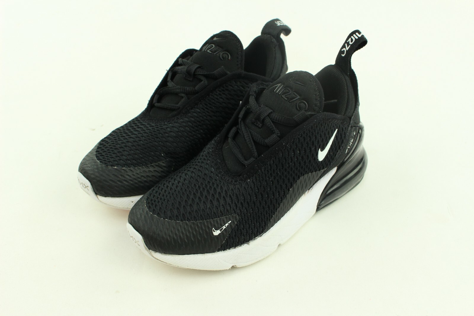 boys nike trainers size 11