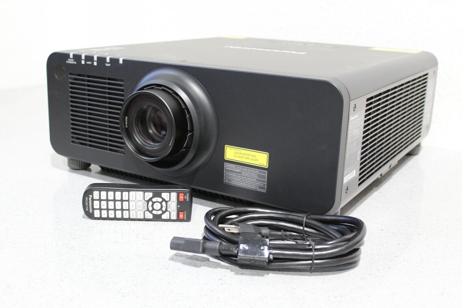 Panasonic PT-RZ770B 7K DLP Laser Projector w/ET-DLE350 Long Panasonic PT-RZ770B 7K DLP Laser Projector w/ET-DLE350 Long