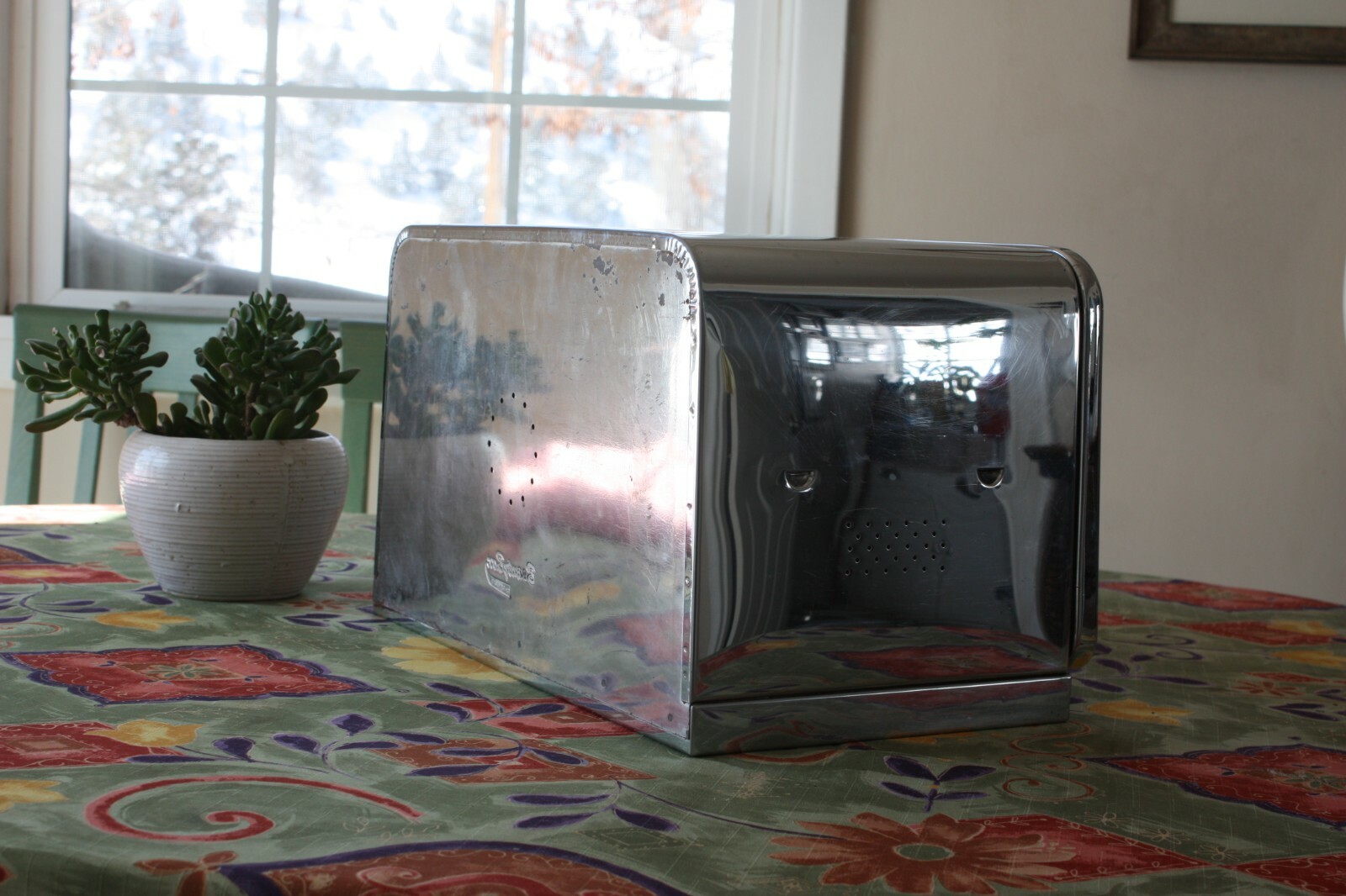 Vtg 1950's Chrome Breadbox 