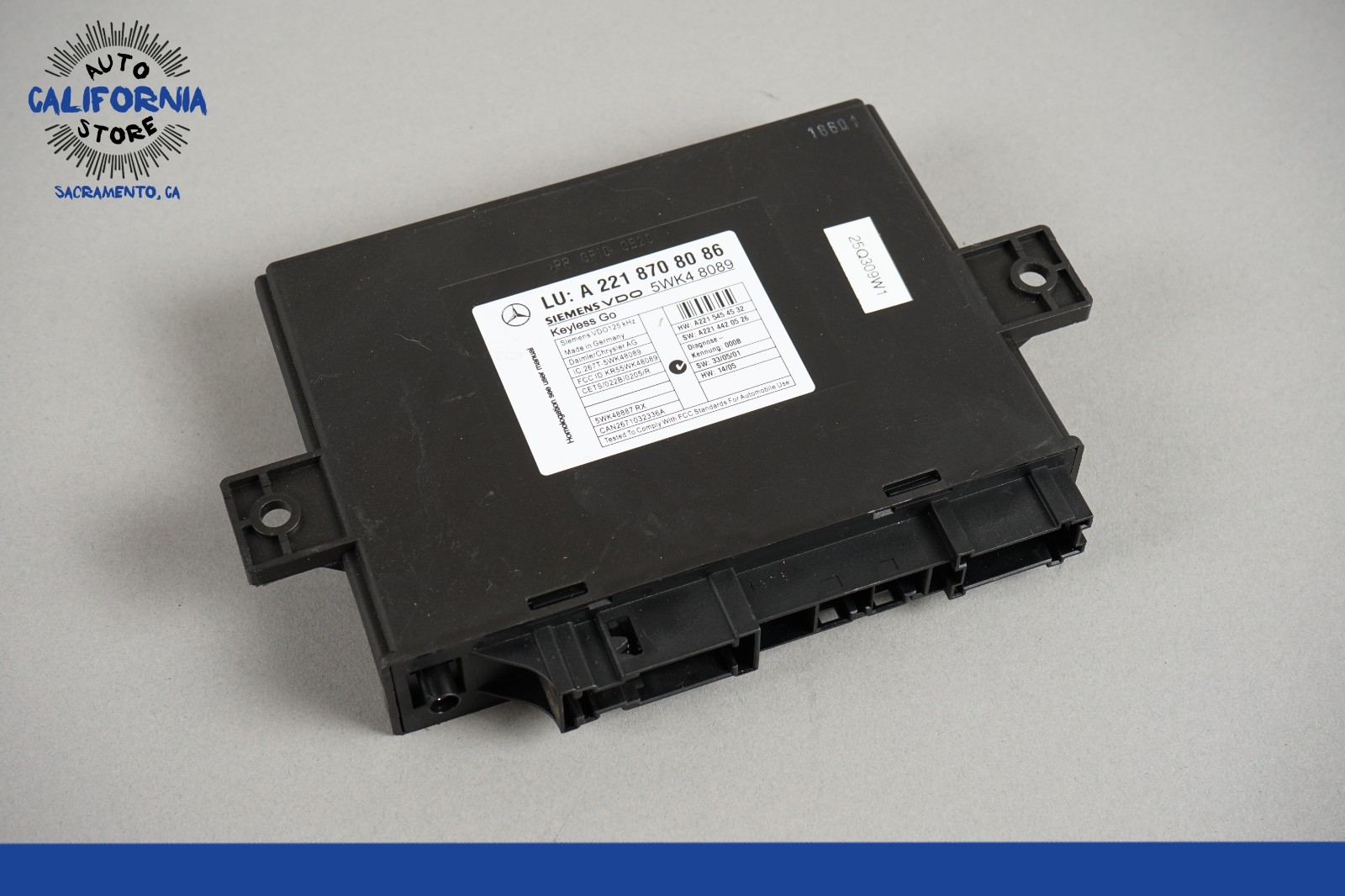 07-10 Mercedes W221 S550 CL550 Keyless Go Control Module Unit 2218708086 OEM