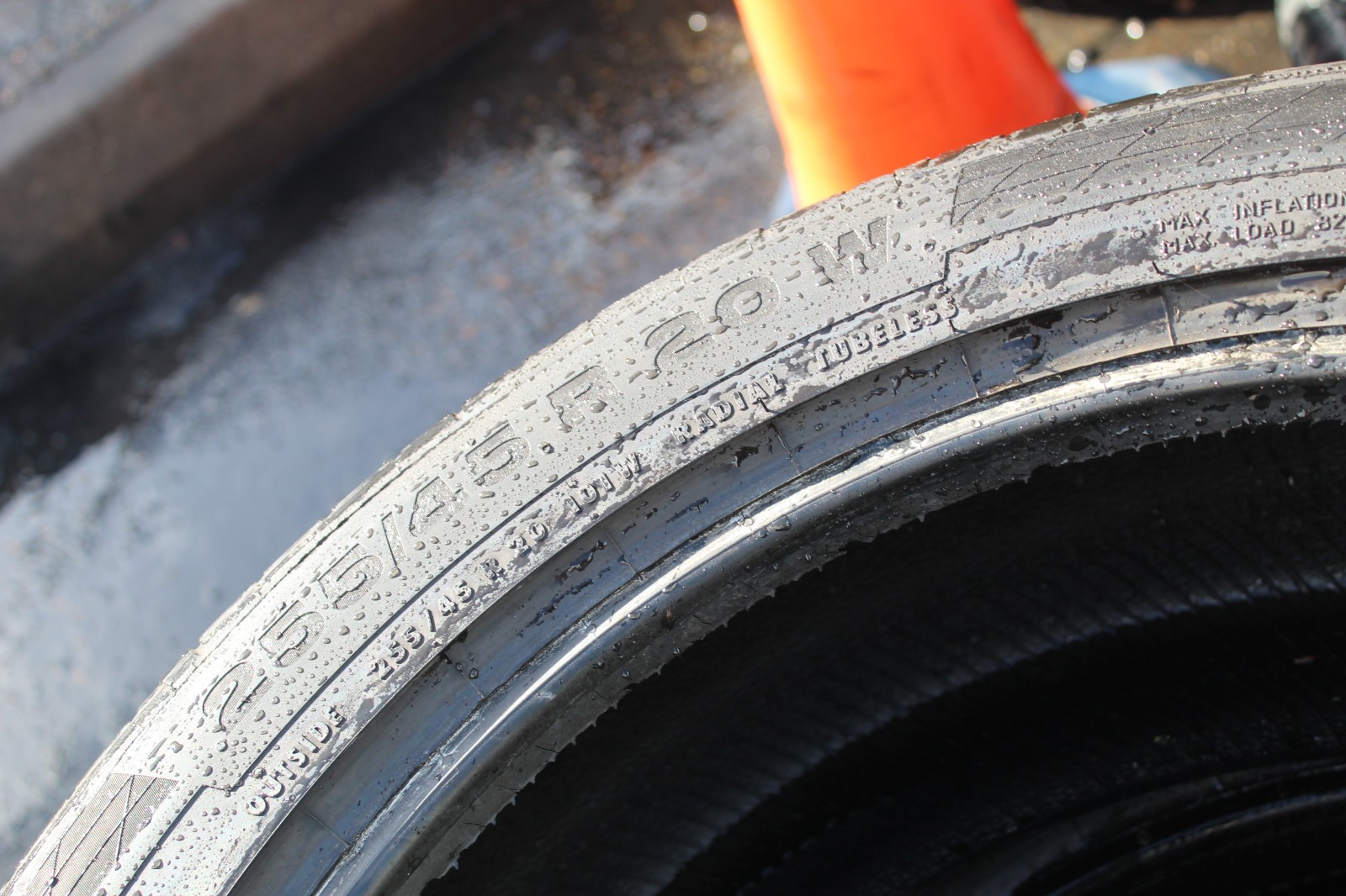 255 45 20 Continental, CSC 5, AO, 101W, x2 A Pair 6.3mm (F1_tyres) L3759