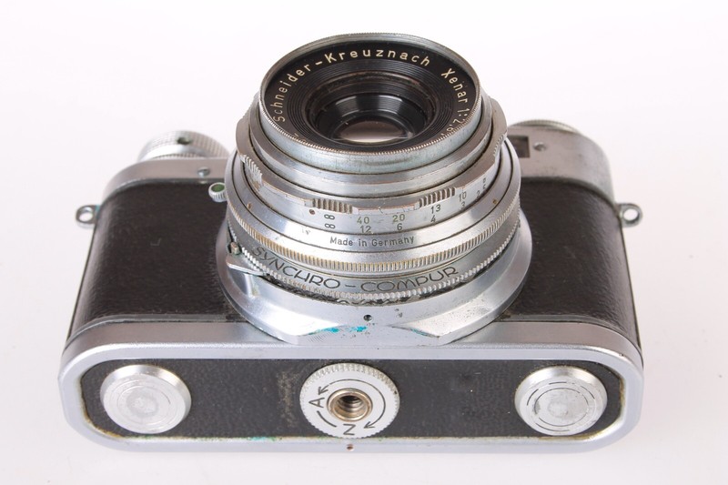 Voss DIAX Ia 35mm Camera w/ Schneider Xenar 45mm f2.8 lens