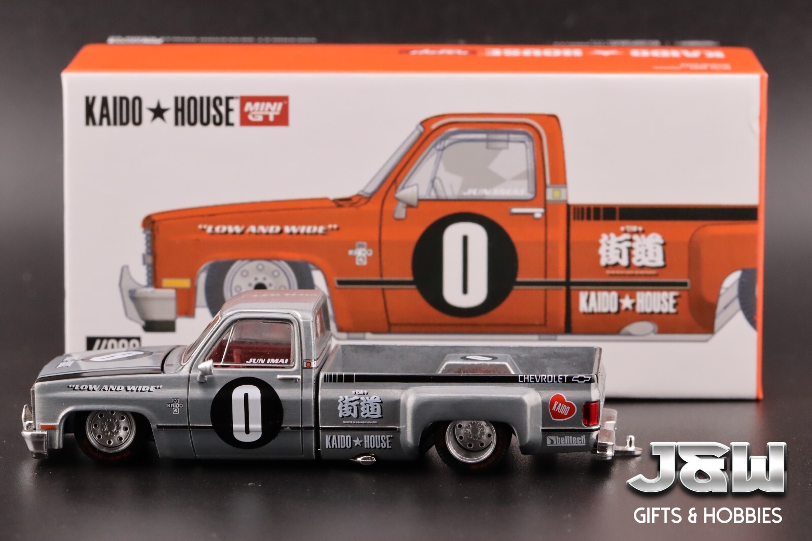MINIGT 街道ハウス　CHEVY SILVERADO　チェイス CHASE CAR 1/64 Kaido House & Mini GT Chevrolet Silverado