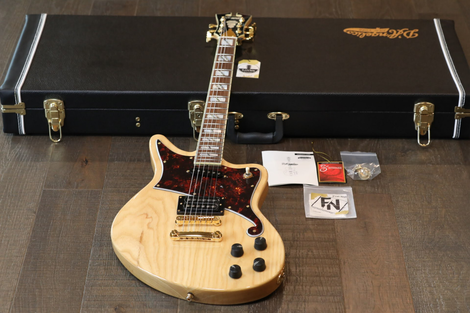 Unplayed! 2018 D'Angelico Bedford Deluxe Electric Guitar