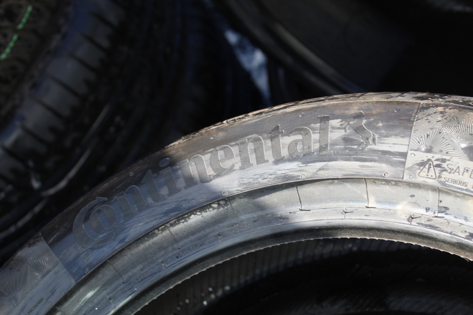 New 215 50 17 Continental, Premium Contact 6, XL, 95Y, x1 Tyre (F1_tyres) L3764