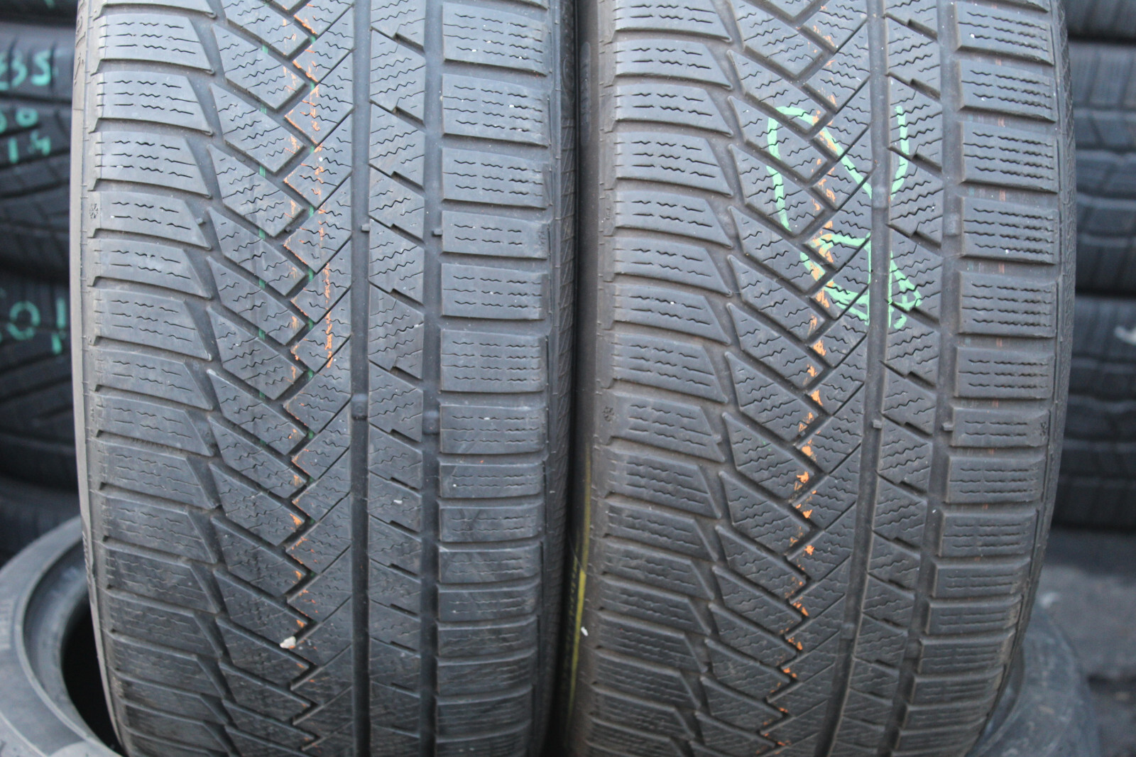 225 40 18 Continental, Winter, XL, M+S, 92V, x2 A Pair 5.5mm (F1_tyres) L3083