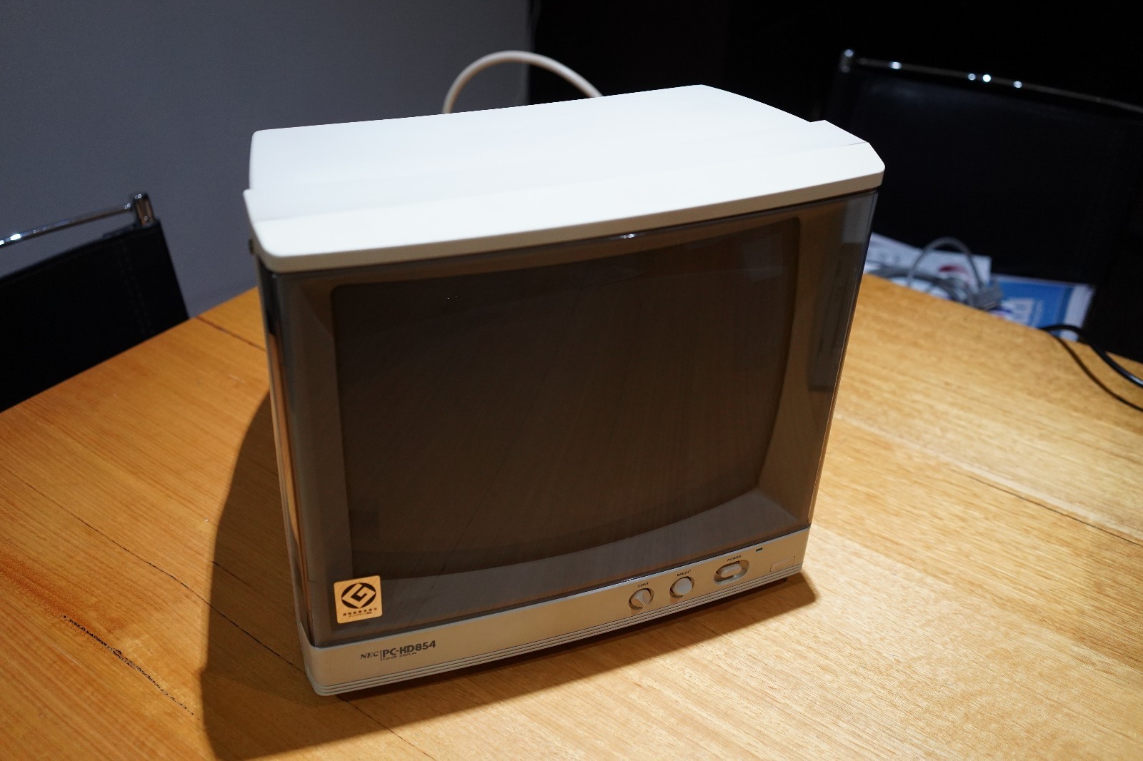 レトロ NEC カラーディスプレイ PC-KD854 電源、起動確認済。ジャンク