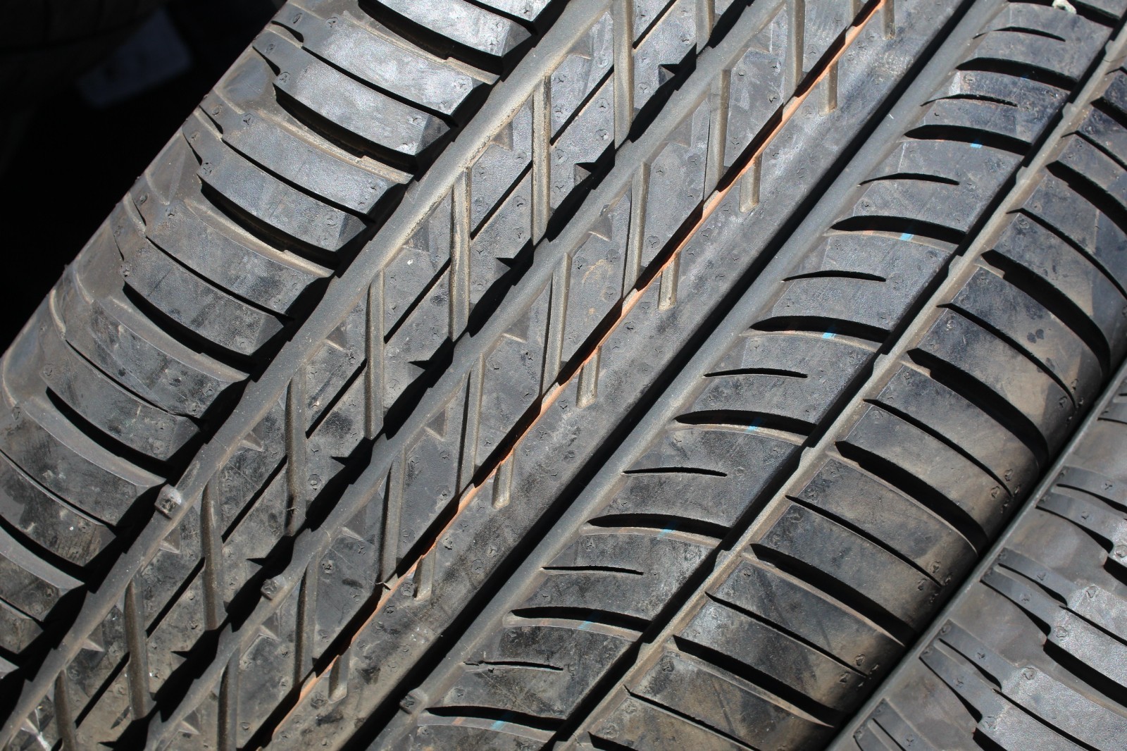 New 255 60 18 Goodyear, Eagle F1 AT SUV 4x4, JLR, 112W, x1 Tyre (F1_tyres) L3940
