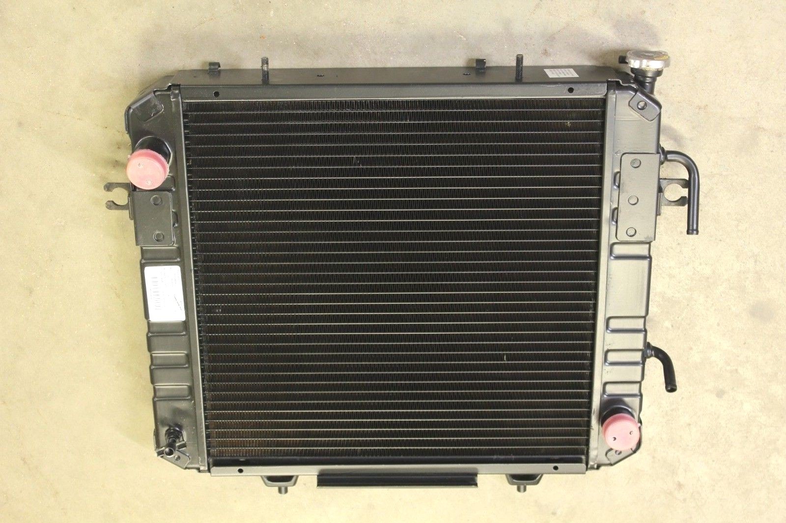 246059 Radiator for Toyota forklift (w/ oil cooler 10.75