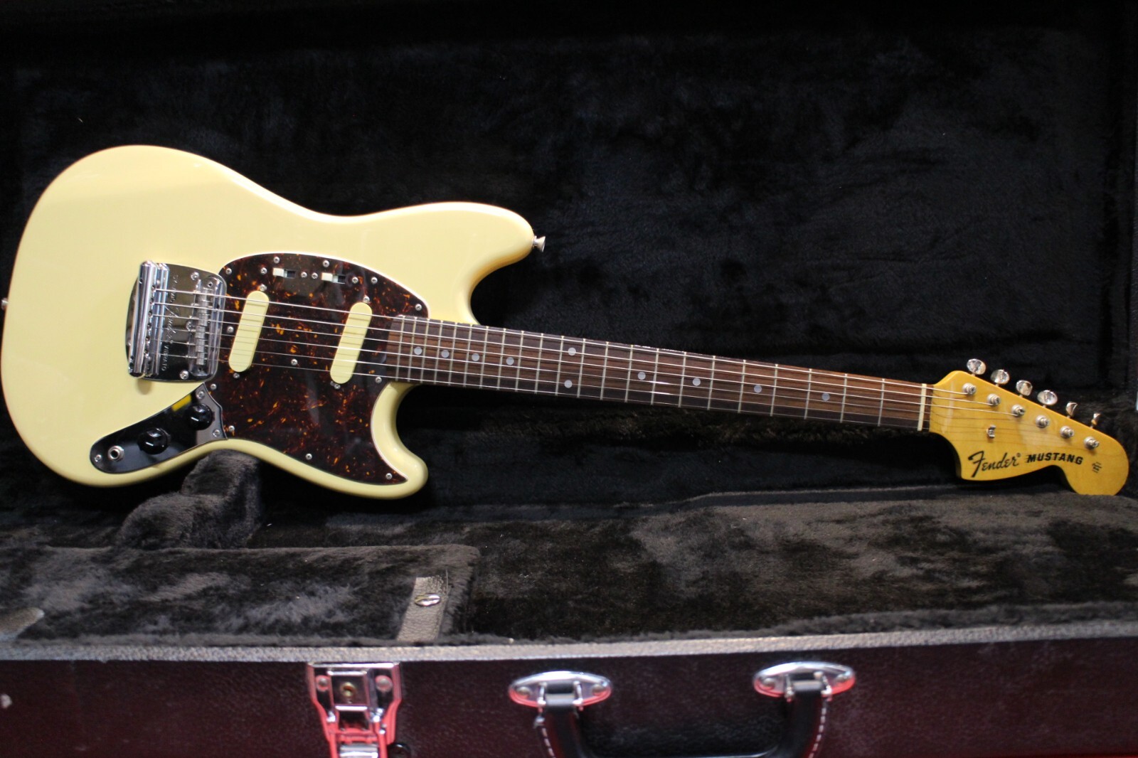 NEW Fender Japan Mustang MG 69 VWH Vintage White Electric