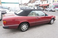 1993 Mercedes-Benz 320 3.2 CE Cabriolet 2dr CONVERTIBLE Petrol Automatic