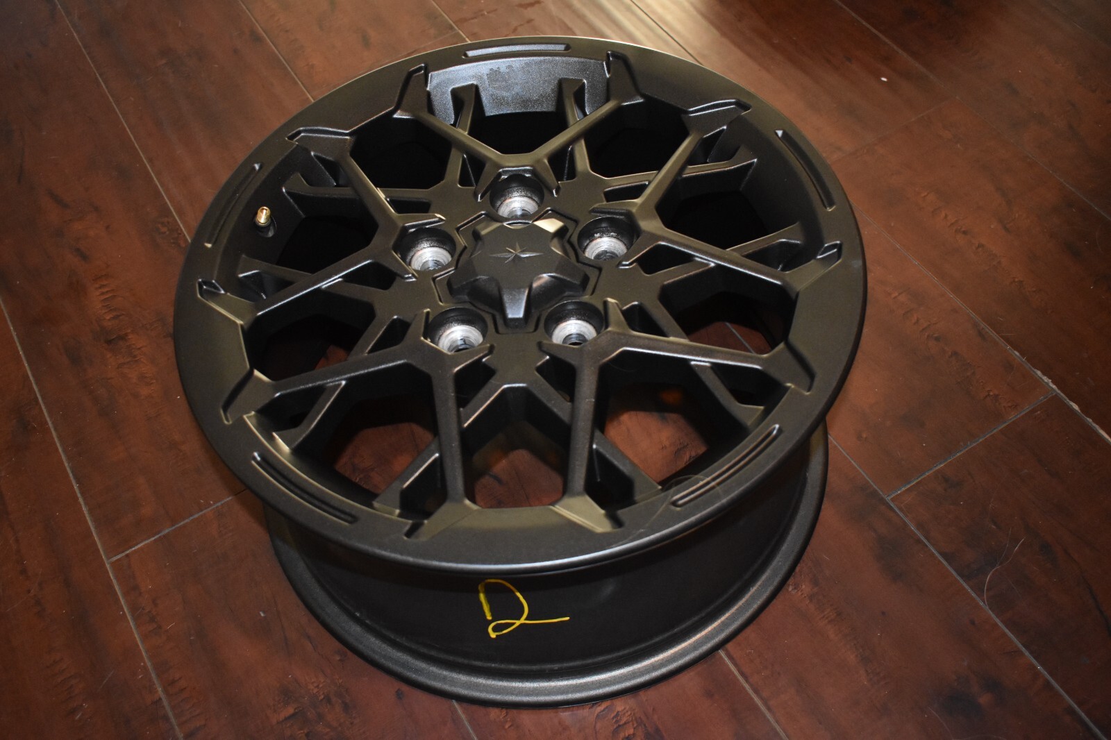 2022 2023 Polaris 1525086-632 Matte Titanium 15x7 Rim RZR 2022 2023 Polaris 1525086-632 Matte Titanium 15x7 Rim RZR
