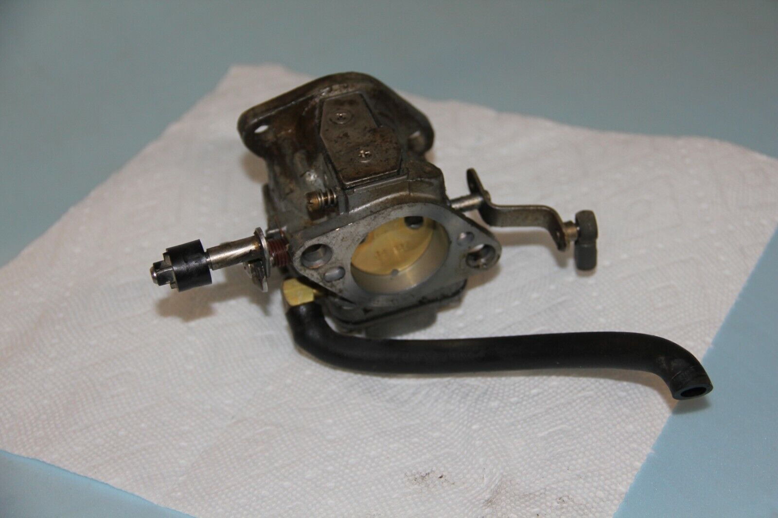 Outboard Mercury Tracker Carburetor 2 cycle 2002 1041412ZN Outboard Mercury Tracker Carburetor 2 cycle 2002 1041412ZN