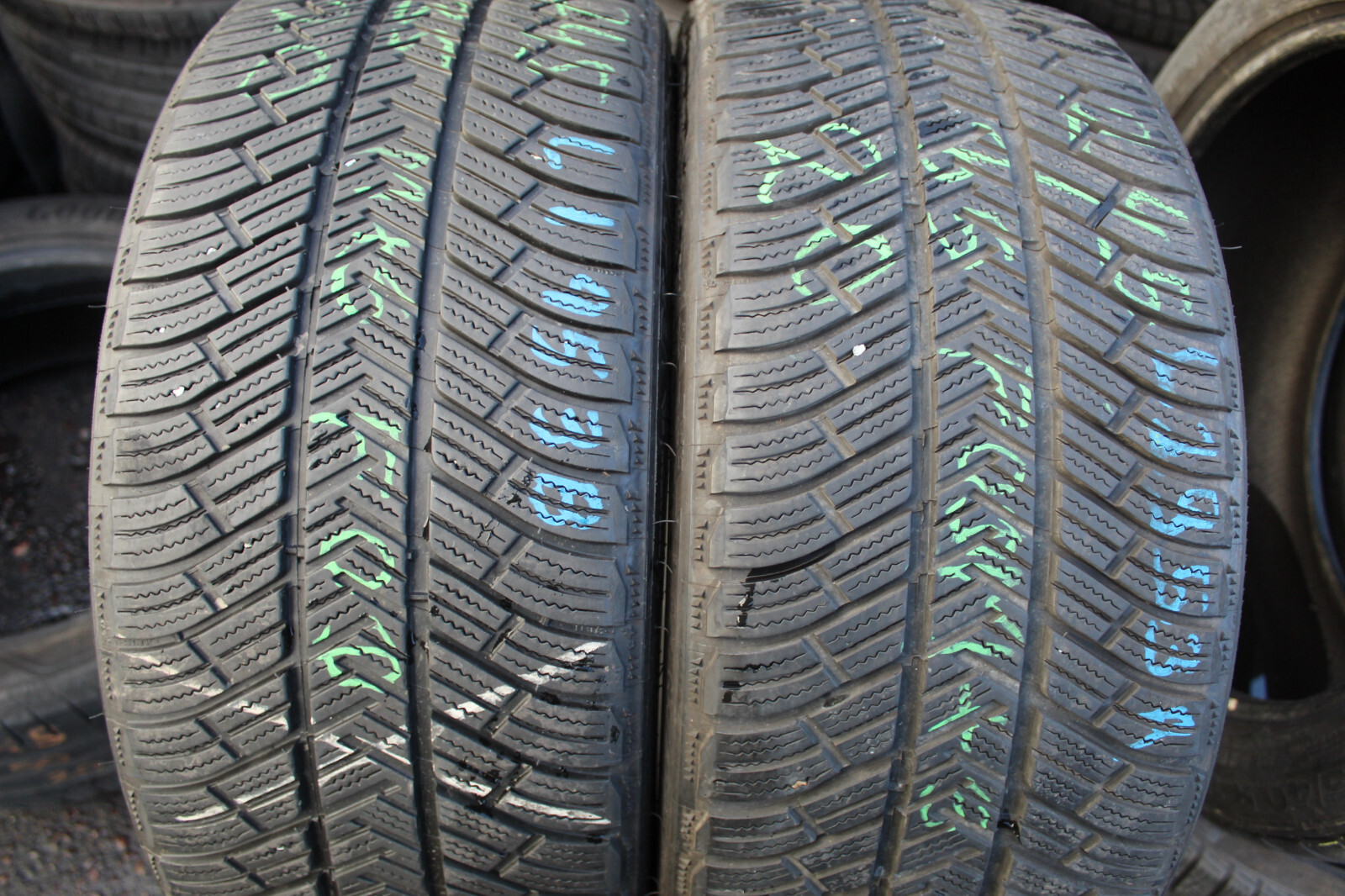 245 35 20 Michelin, M+S, N0, 91V, x2 A Pair, 7.5mm (f1_tyres) FOD L1953