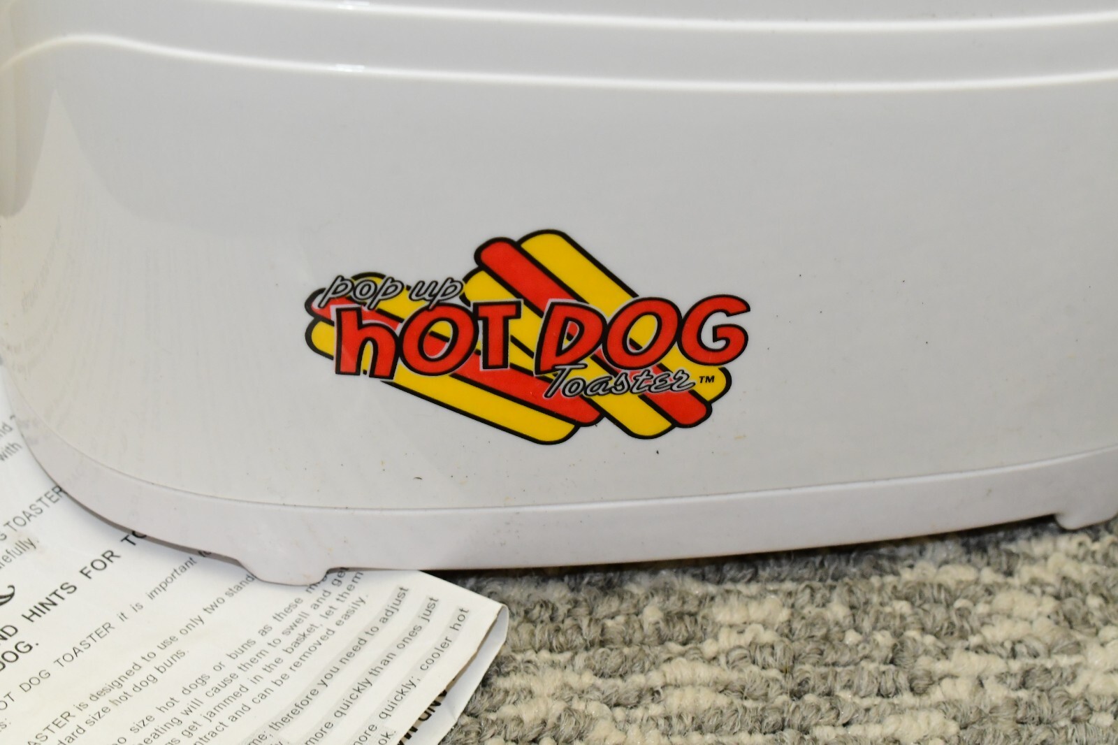 Nostalgia Electrics Pop Up Hot Dog Toaster HDT-600 White - IN BOX