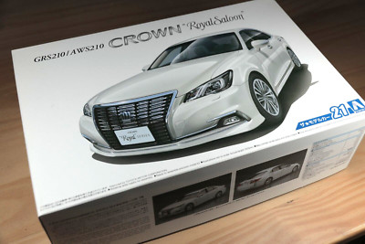 1/24 Aoshima Toyota Crown Royal Saloon GRS210/AWS210