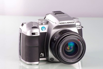 KONICA MINOLTA DYNAX 5D 5-D SWEET DIGITAL AF 2.8/28 CCD 6,1
