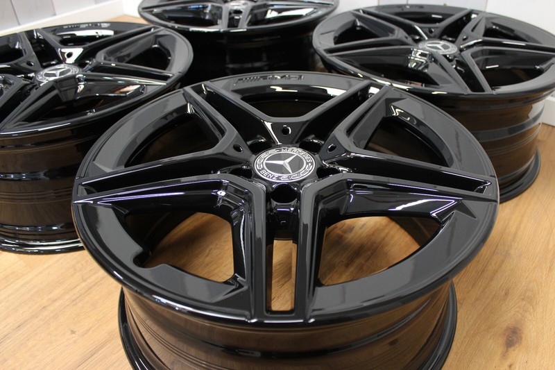 Original Mercedes Amg A35 Felgen In 8,0x18zoll Et40 A1774014000 A- Klasse W177