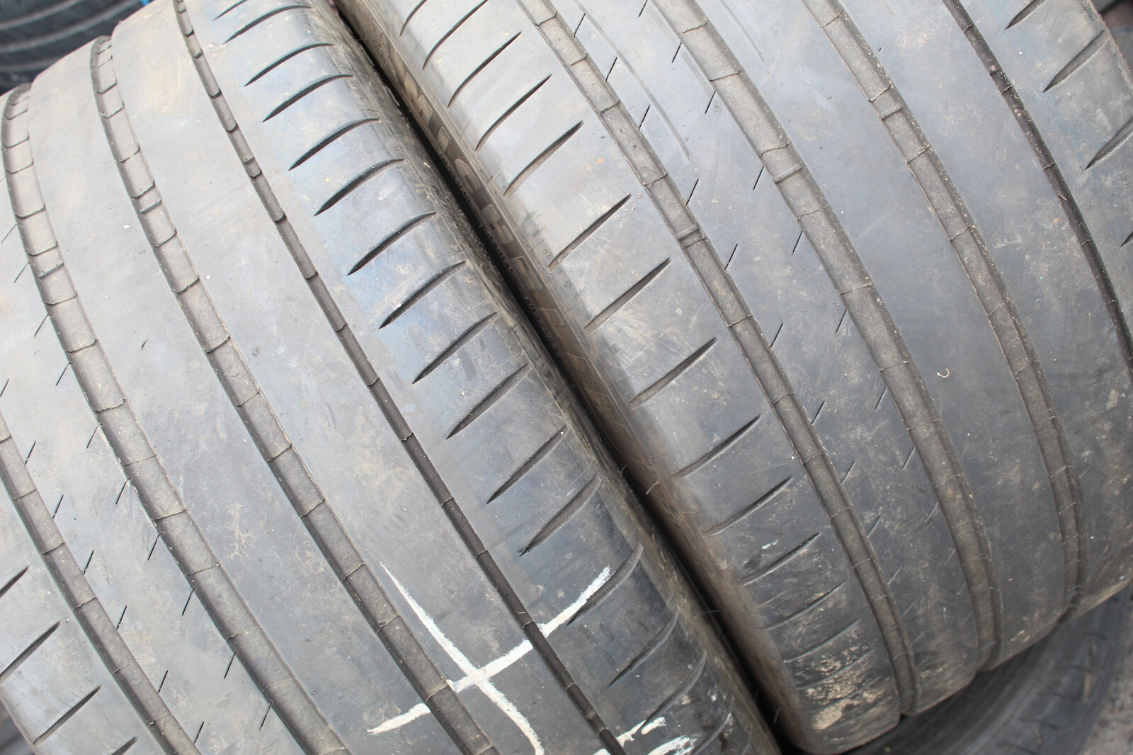 325 30 21 Michelin, Pilot Sport 4, XL ND0 108Y, x2 A Pair 5.5mm (F1_tyres) L2492