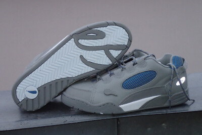 és ''MUSKA'', Neuauflage 2023, grau/blau, 13/EUR 47, neu, ovp.