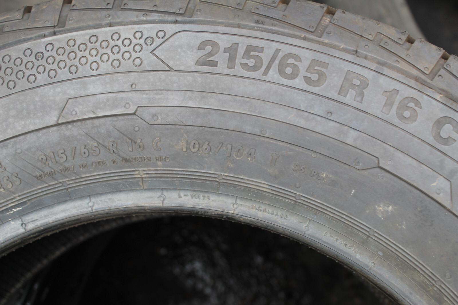 New 215 65 16C Continental, CVC 100, 106/104T, x2 A Pair (F1_tyres) L3427