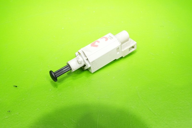 00-06 Audi TT OEM 1J0927189C clutch starter safety switch sensor VW