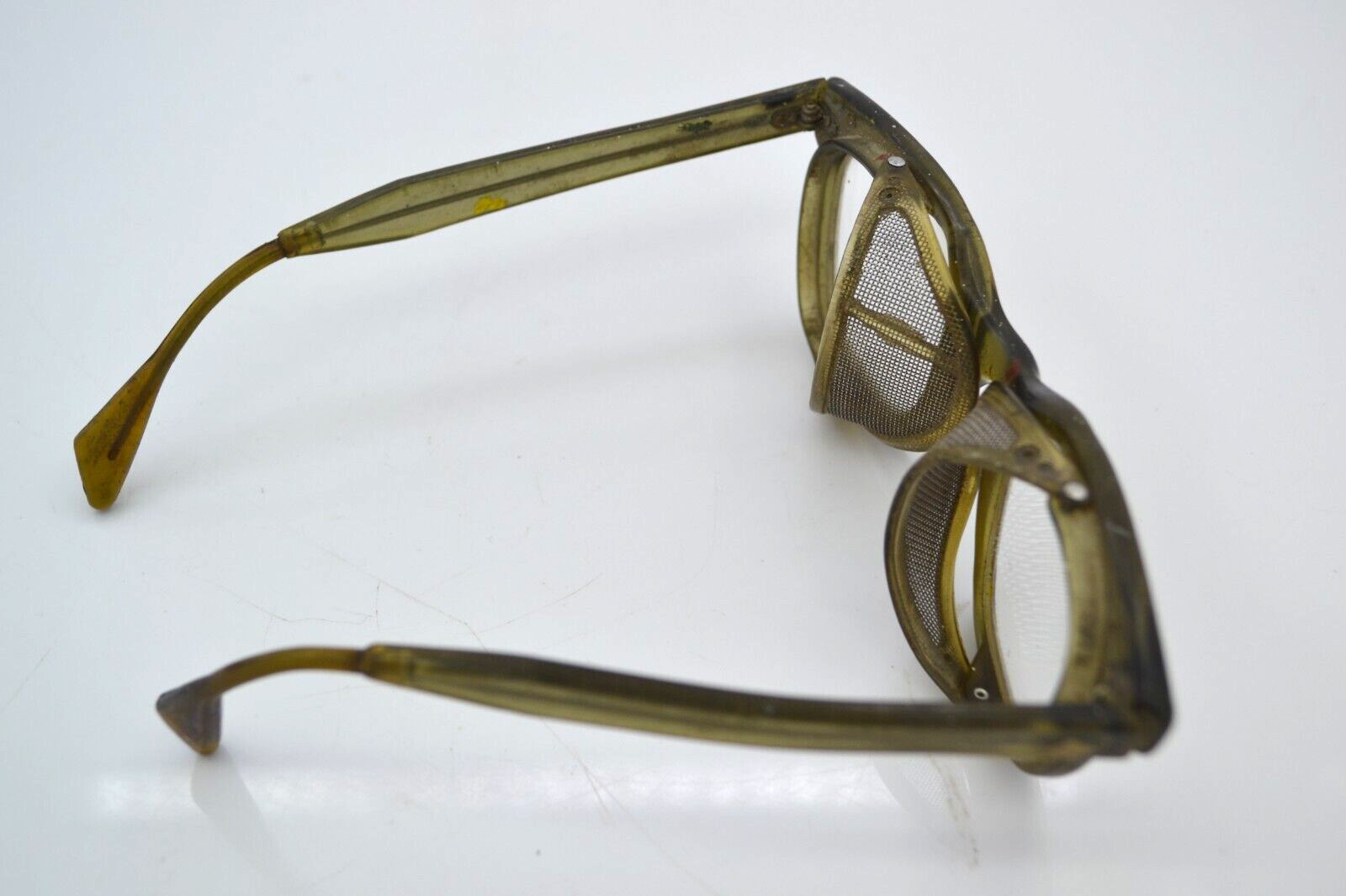 BOUTON U-FIT Z87 Mesh Temple grey smoke UL OSHA Safety Glasses