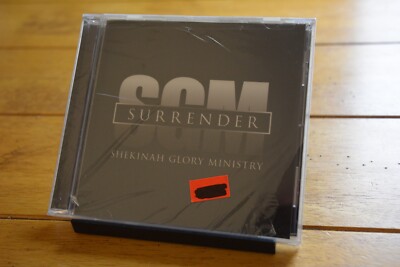 SHEKINAH GLORY MINISTRY ''SURRENDER'' AUDIO CD [NEW] CASE CRACK [150A]