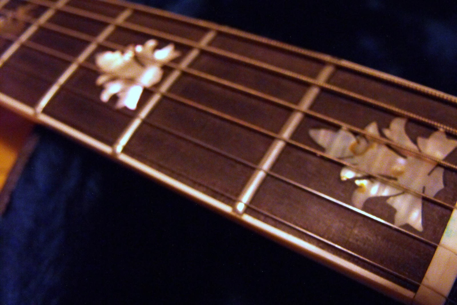 Gibson J-2000, Natural Rare model 1992 Ren Ferguson Signature on label, pickup