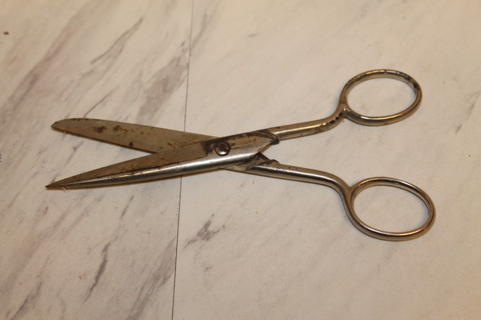 Scissors Lot of 4 types-Wiss Pinking,German NFS,Cuticle Germany,Clauss 1317 USA