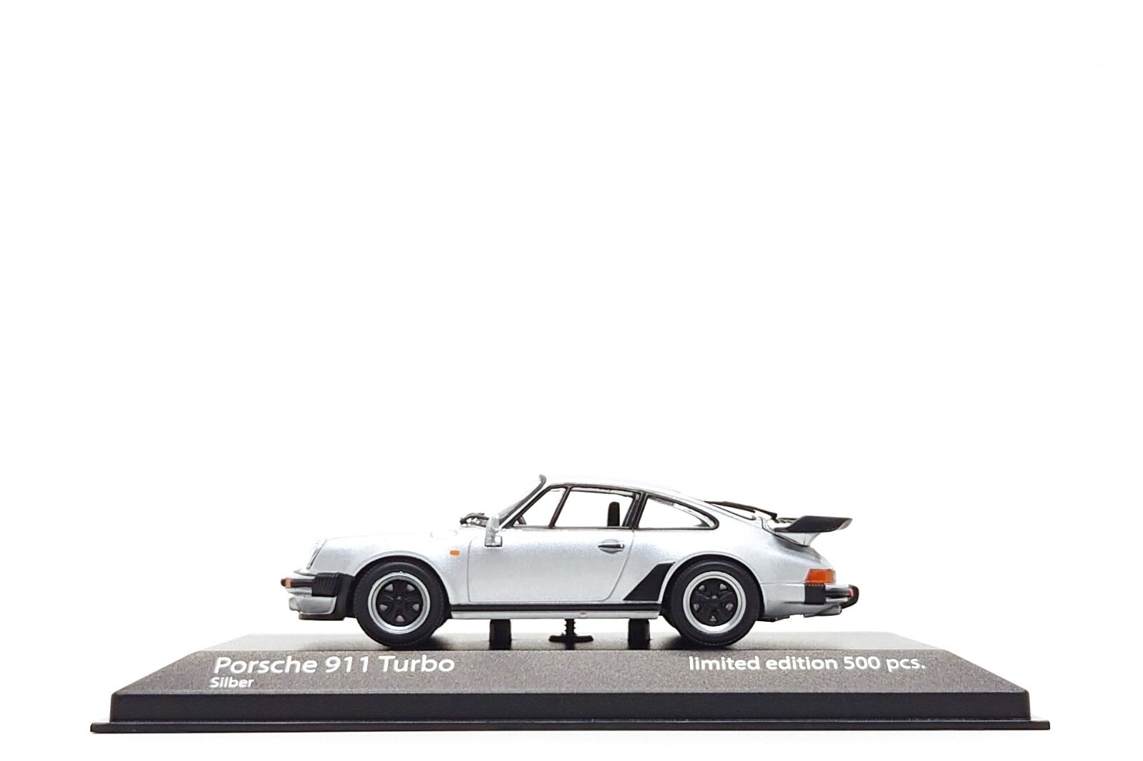 Minichamps 1:43 Porsche 911 Turbo (930) in Silver Metallic