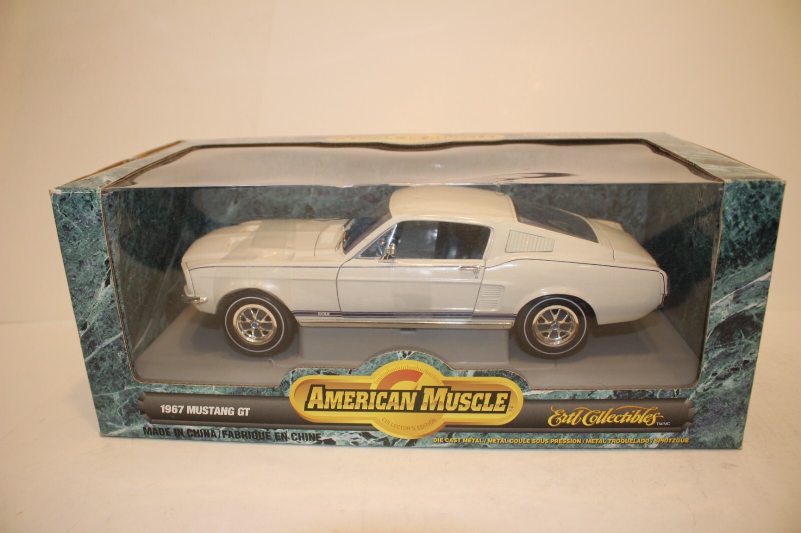ERTL American Muscle 1970 Plymouth AAR Cuda Silver 1:18