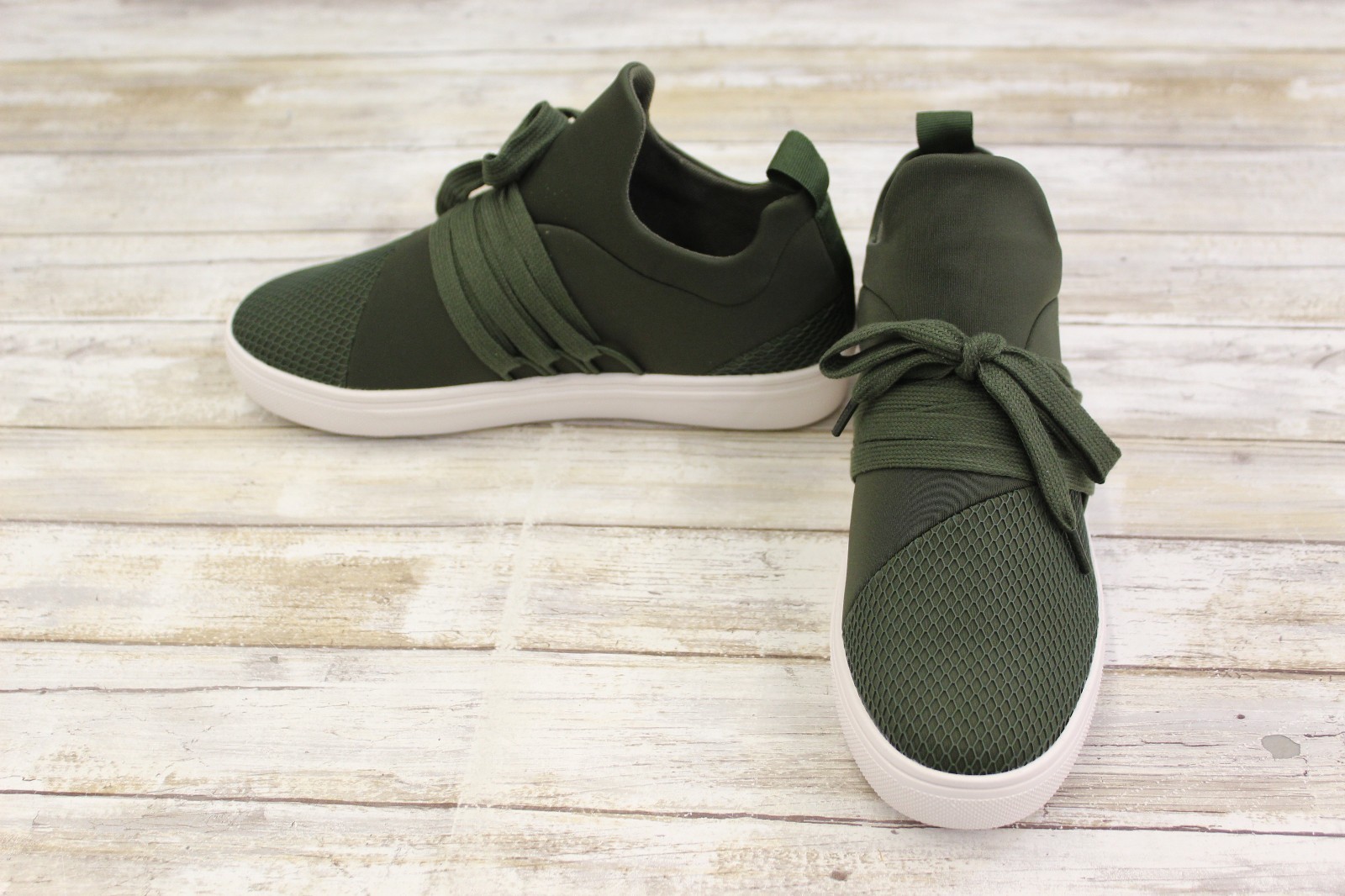 steve madden lancer sneaker olive