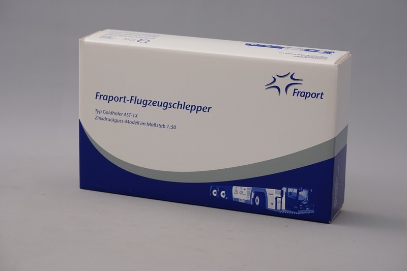 (108) Conrad 5514/0 Fraport Flugzeugschlepper Typ Goldhofer Ast-1x 1:50