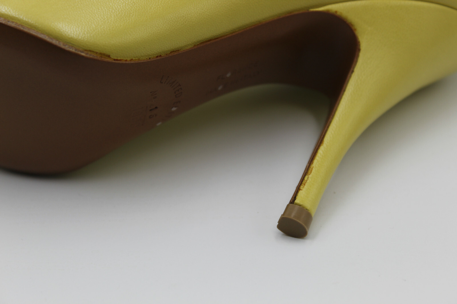 Pre-owned Ferragamo Salvatore  Women's Chianti Limone Kid Limited Edition Heel Size 36m In Yellow