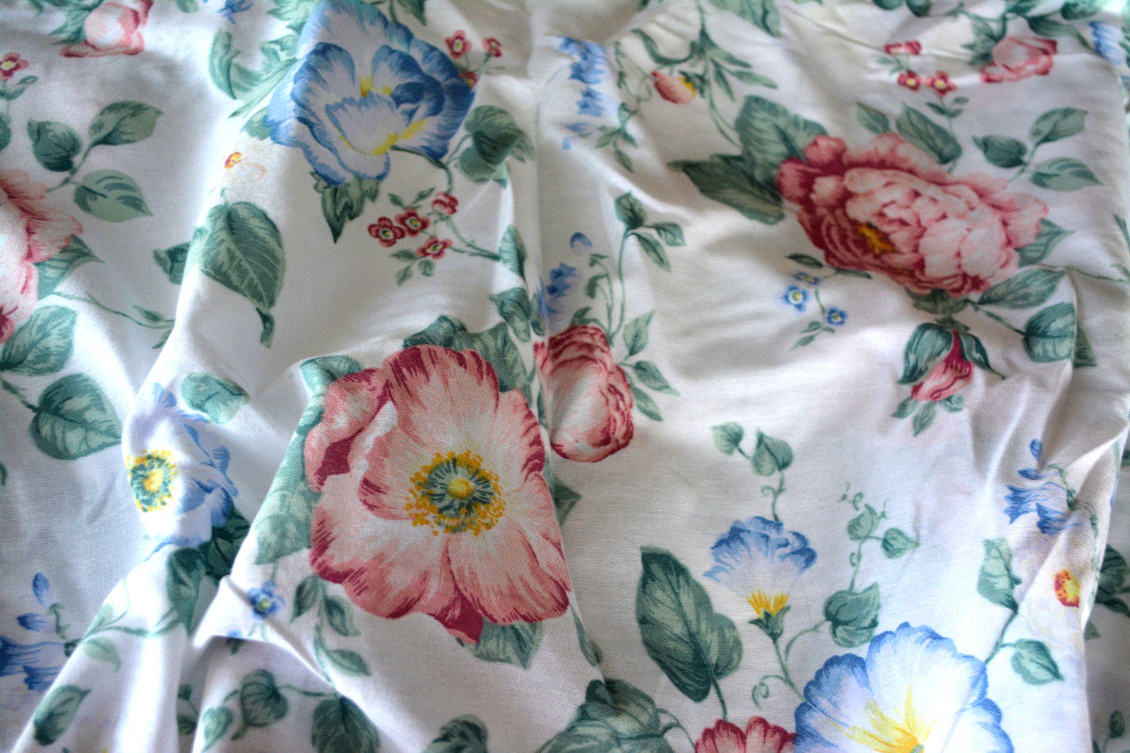 VTG COTTAGE TWIN FLAT SHEET FLORALS Morning Glorys Rose Green Blue SHABBY CHIC 4