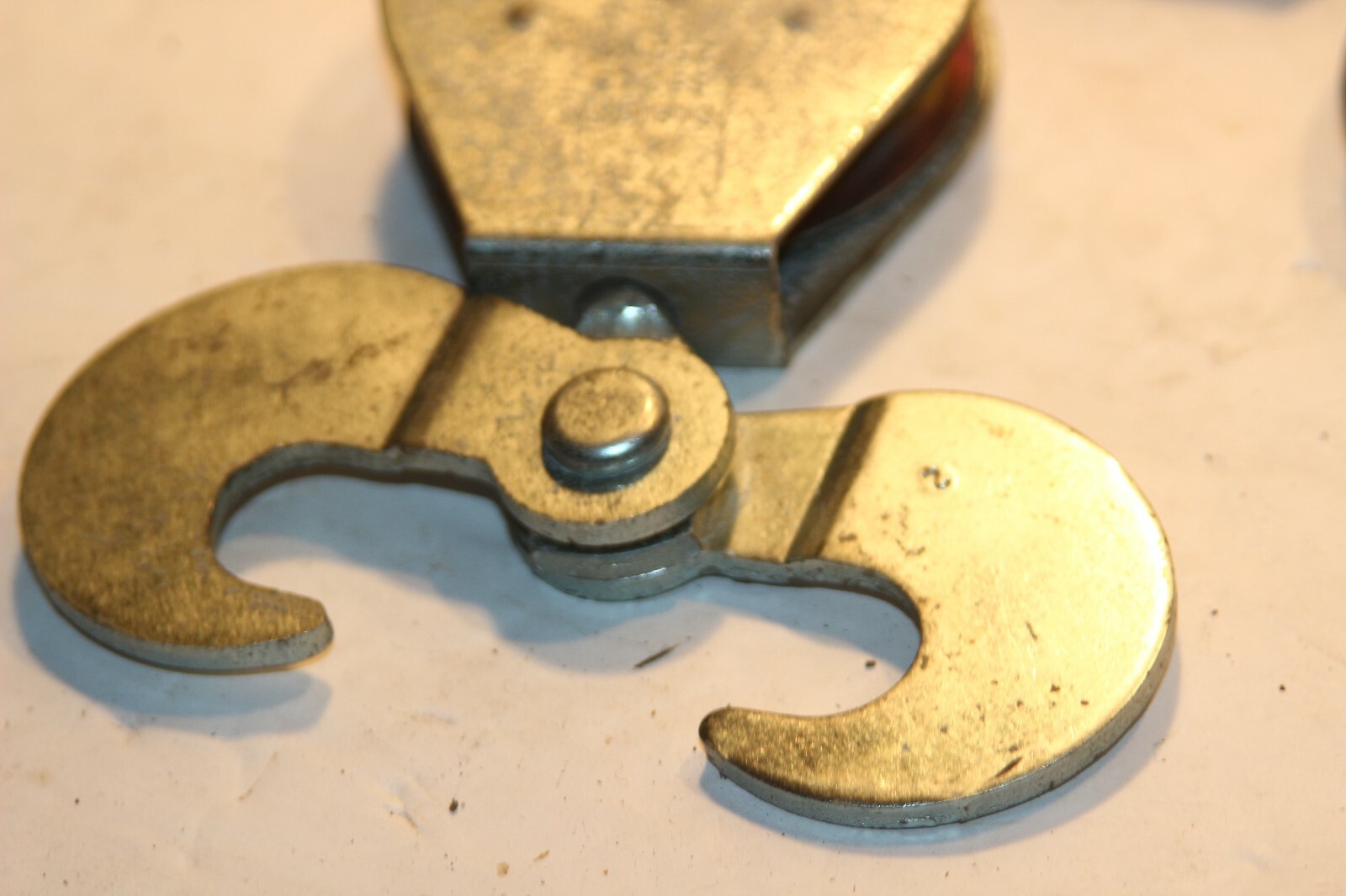 Stanley/National N225-623 2-1/2 inch Scissor Hook Single Pulley + 2 others