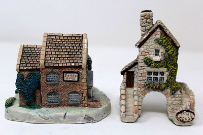 Memory Lane Cottages by Peter Tomlins Figurine 1986, 1993 Made in England