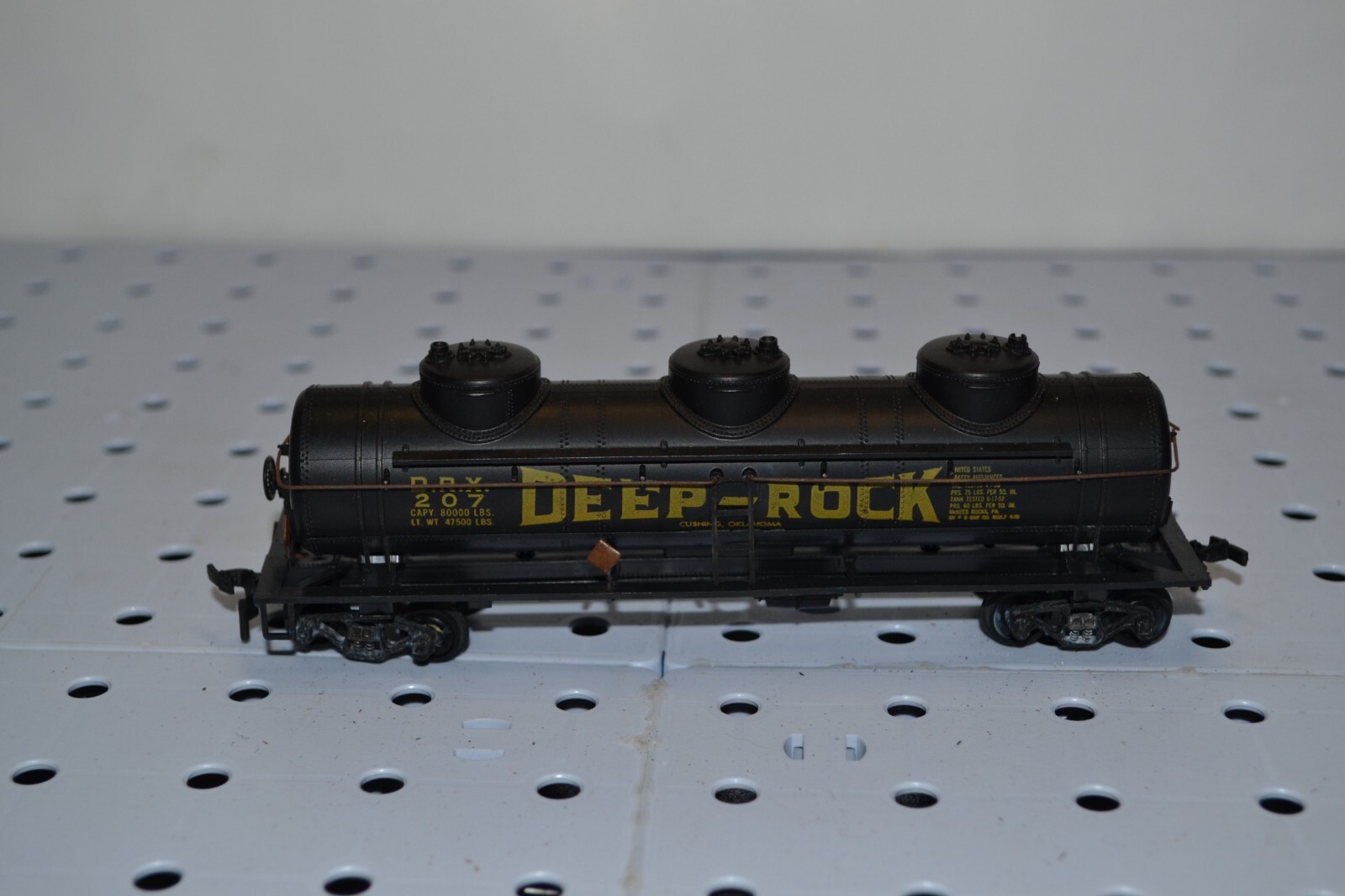 USED Athearn HO Scale Triple Dome Tank Car Deep Rock DRX