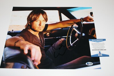 COUNTRY MUSIC SINGER KEITH URBAN SIGNED 11x14 PHOTO BECKETT COA GET CLOSER ALBUM