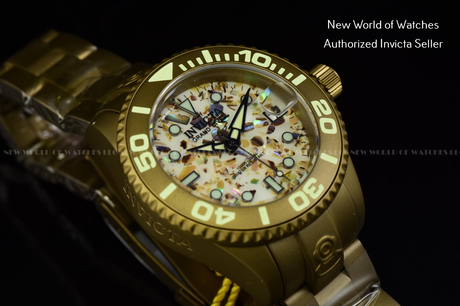 Pre-owned Invicta Women's Pro Diver 38mm Beige Dial Automatic Khaki Bracelet Watch
