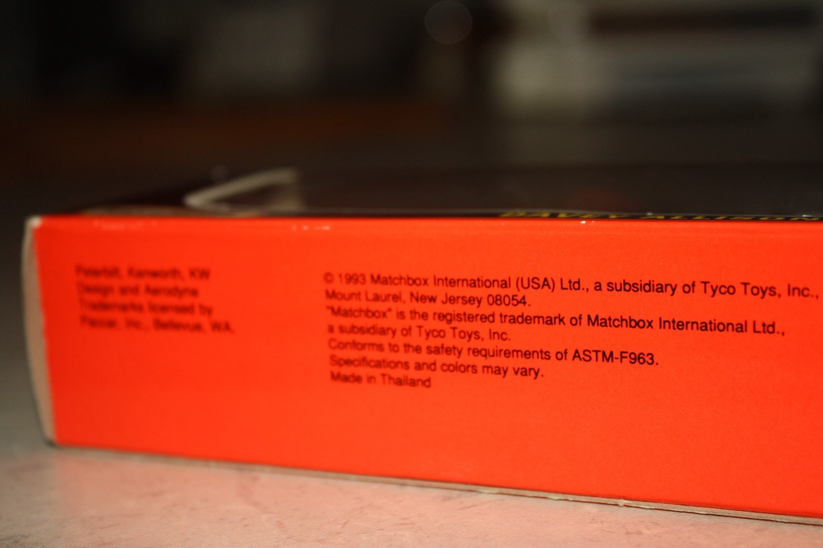 Davey Allison #28 1993 Matchbox Limited Ed. 1:87 Mac Tools Transporter/Hauler