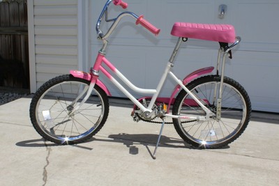 1980's pink huffy bike