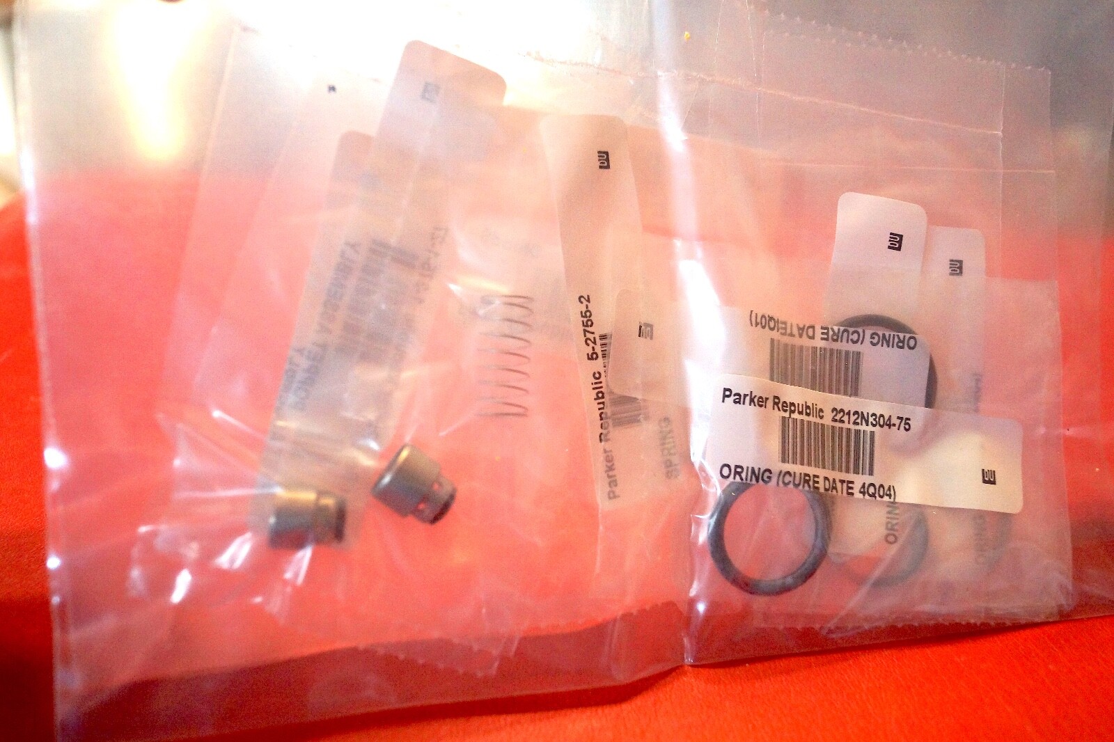 new PARKER REPUBLIC/Parker Hannifin,  Aircraft  pump repair kit P/N 2-866-3-27