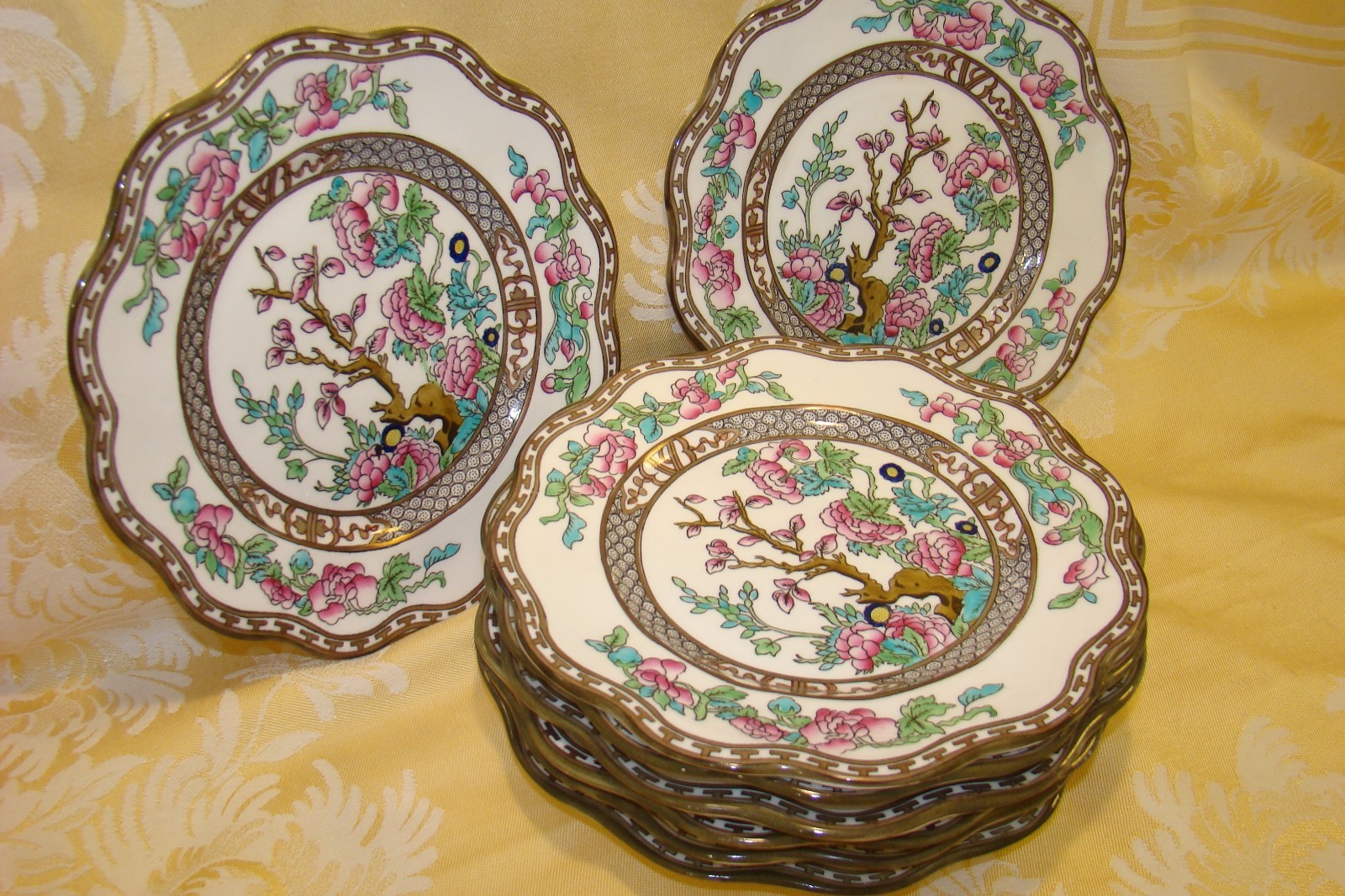Vintage Coalport Indian Tree Scalloped 7.75 inch Side Plates - Set of 8