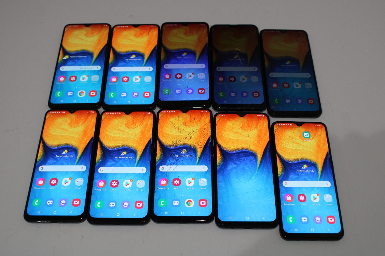 Lot of 10 Samsung Galaxy A20 32GB Mixed Carrier Customer