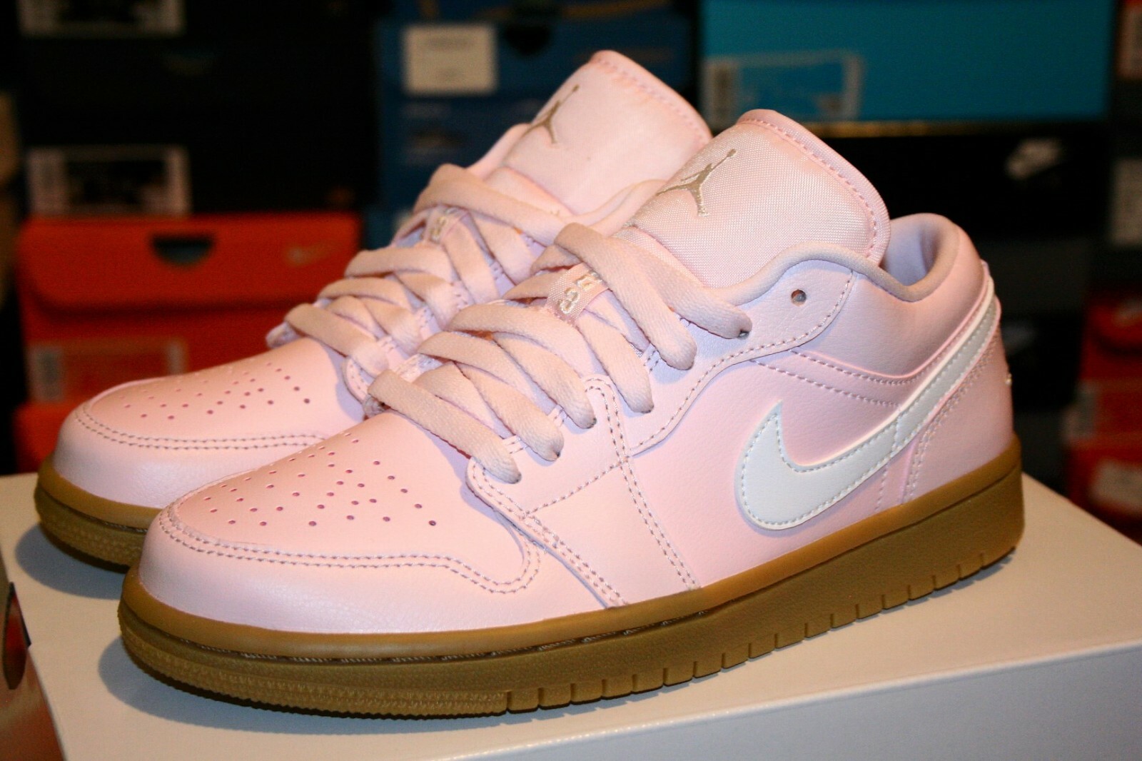 AUTHENTIC NIKE Air Jordan 1 Low SE Arctic Pink White Gum AUTHENTIC NIKE Air Jordan 1 Low SE Arctic Pink White Gum