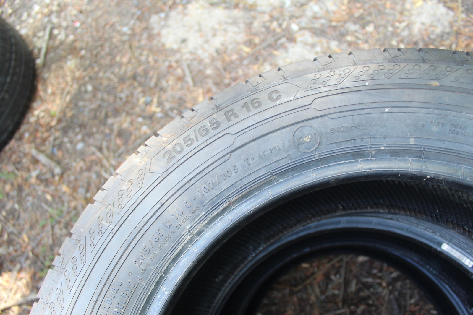 New 205 65 16C Continental, CVC 200, 107/105T, x1 Tyre (F1_tyres) X26