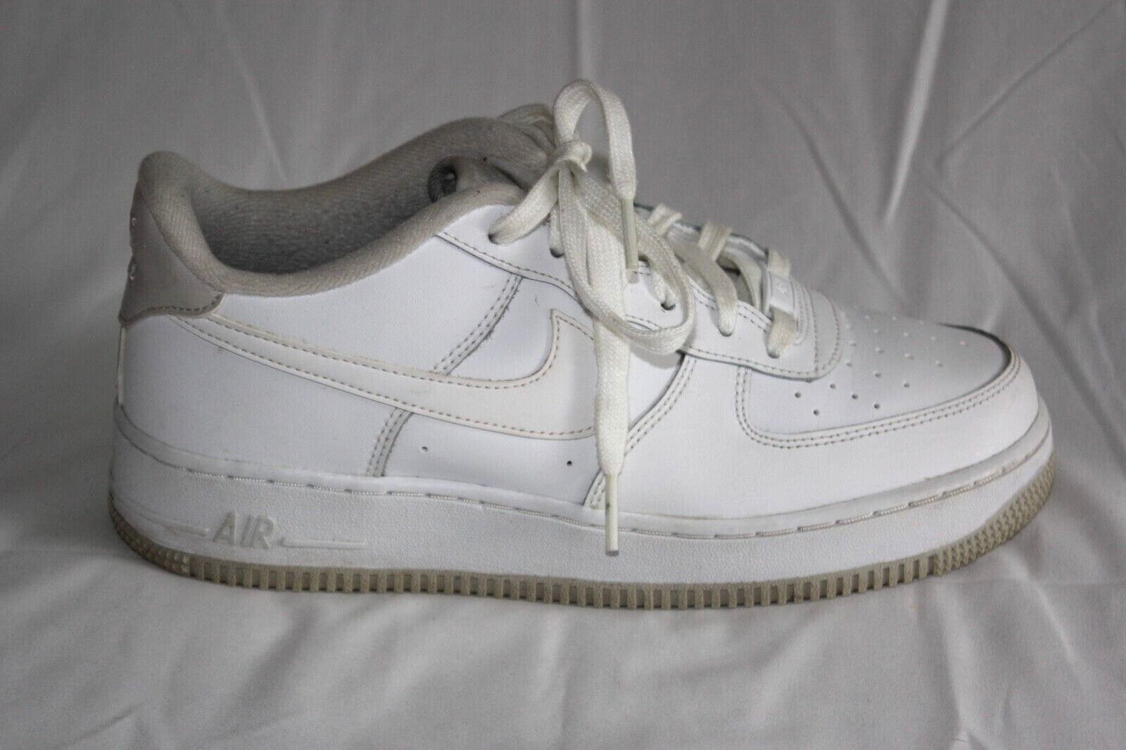 Nike Air Force 1 AF-1 (GS) Basketball Shoes, Sneakers, White / Bone, Boys'  7Y: купить с доставкой из США, цена 4 004 руб - (125448597574)